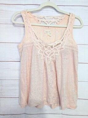 Anthropologie Meadow Rue Light Peach 🍑 Lace Crochet Yoke Tank Top Size XS